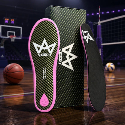 Solette sportive con design carbonio e bordo rosa, ideali per performance e comfort in palestra